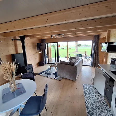 Holiday home Le De La Licorne Serent